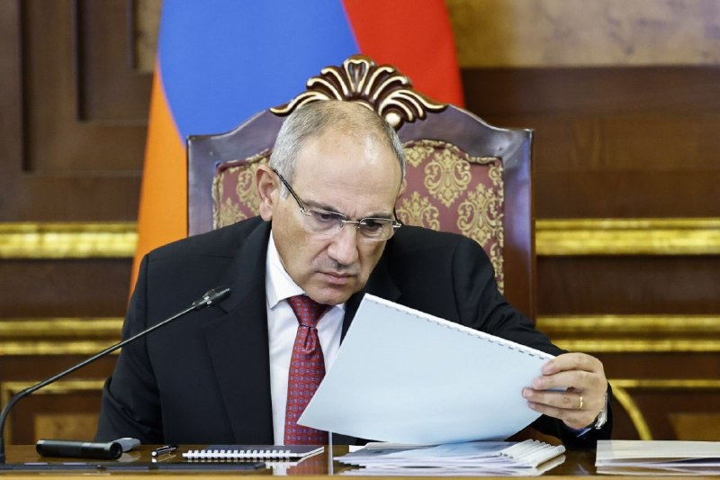 Премьер-министр Армении Никол Пашинян на заседании Комитета по государственным инвестициям.