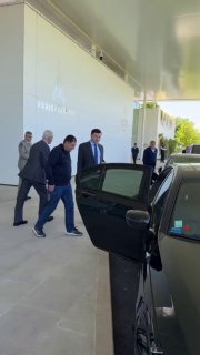 Министр обороны Армении Сурен Папикян во время визита в Париж