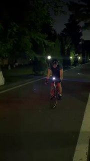 Никол Пашинян на велопрогулке во время отпуска, Армения