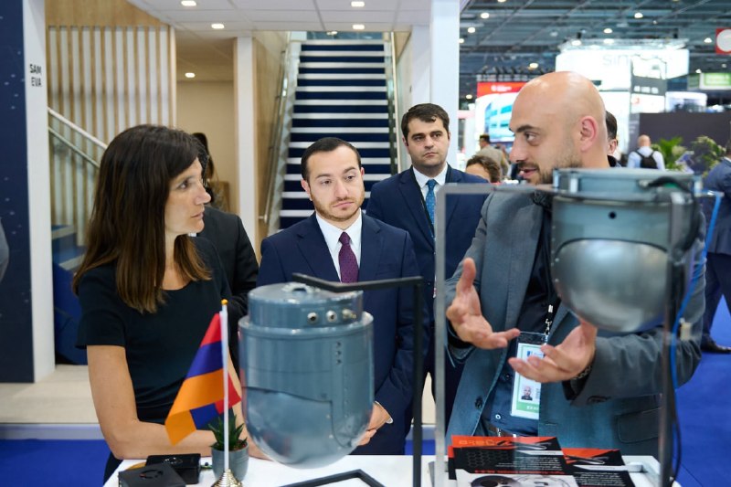 Министр-делегат Франции Алис Руффо в павильоне Армении на Eurosatory 2026