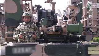 Сурен Папикян на учениях с гаубицами TORQ и САУ MIHR в Армении