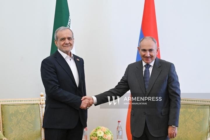 Президент Ирана Масуд Пезешкиан поздравляет премьер-министра Армении Никола Пашиняна с победой на выборах в Армении