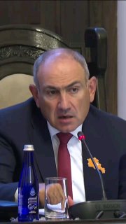 Премьер-министр Армении Никол Пашинян на предвыборном мероприятии