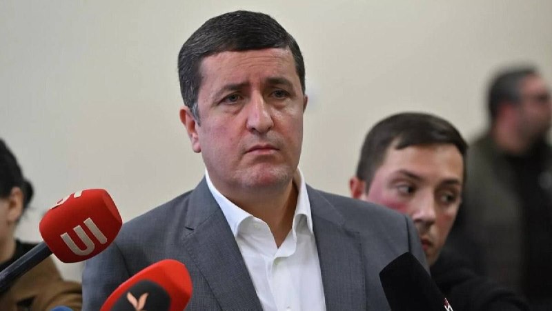 Фото Давида Казиняна, кандидата в депутаты от блока «Сильная Армения», арестованного в Армении