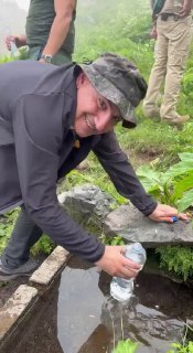 Никол Пашинян анонсирует строительство завода по розливу воды на озере Севан