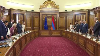 Урсула фон дер Ляйен и Никол Пашинян на встрече