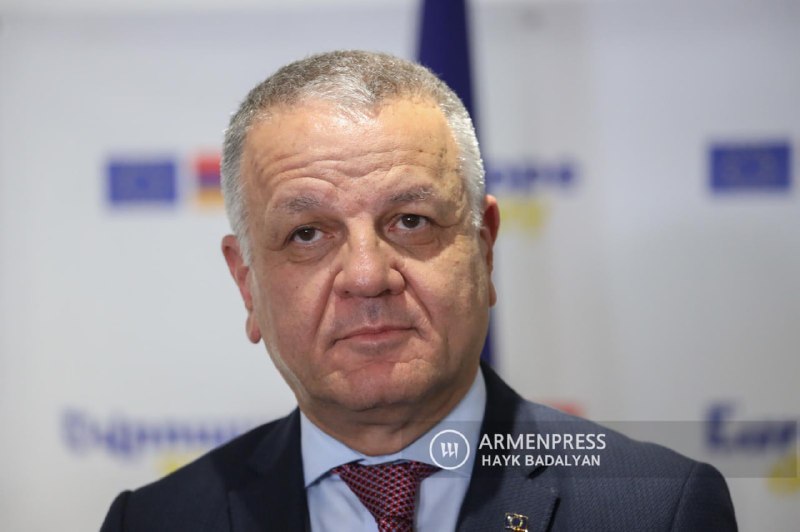 Посол Европейского союза Василис Марагос на встрече с армянскими экспортерами в Ереване.